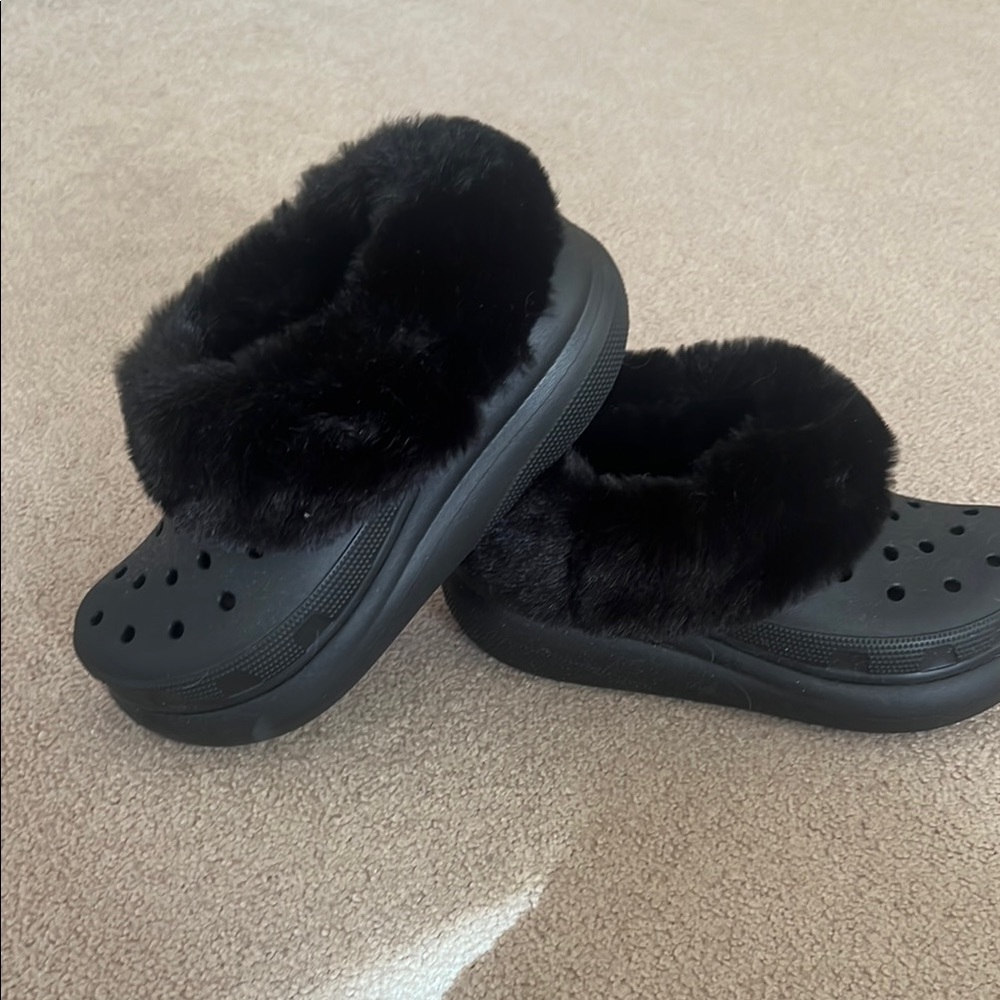 Women's Black Furry Clogs